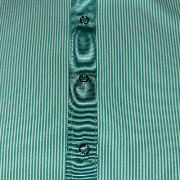 Lululemon Green Striped Vinyasa Scarf - Picture 9 of 9